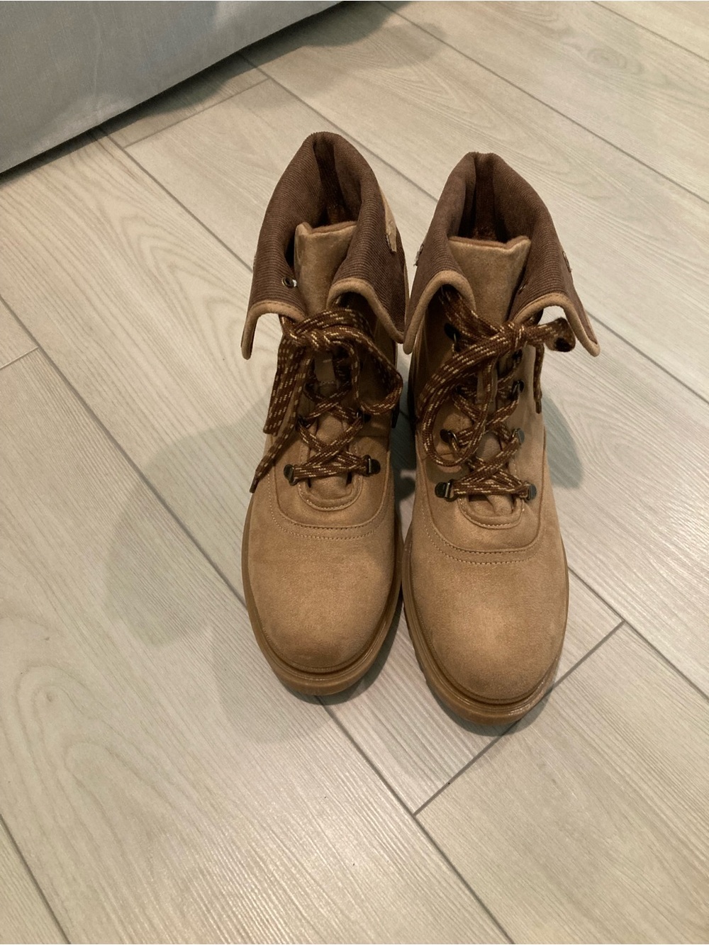 Jellypop Suede-like Lace-Up Boots  Wmn’s Sz 10